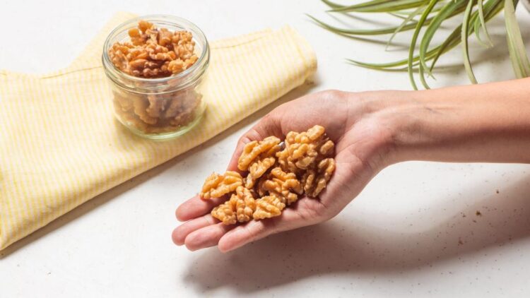 A handful of walnuts a day may enhance cognitive development in adolescents