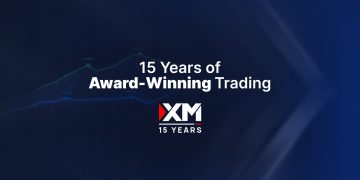 تحتفل XM بمرور 15 عامًا من النجاح وتقدّم مكافآت حصريّة طوال العام